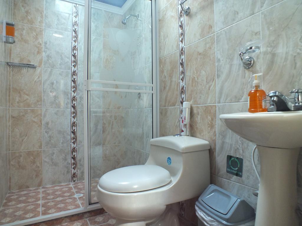 Hostal Casa Paraiso Medellín Exteriör bild
